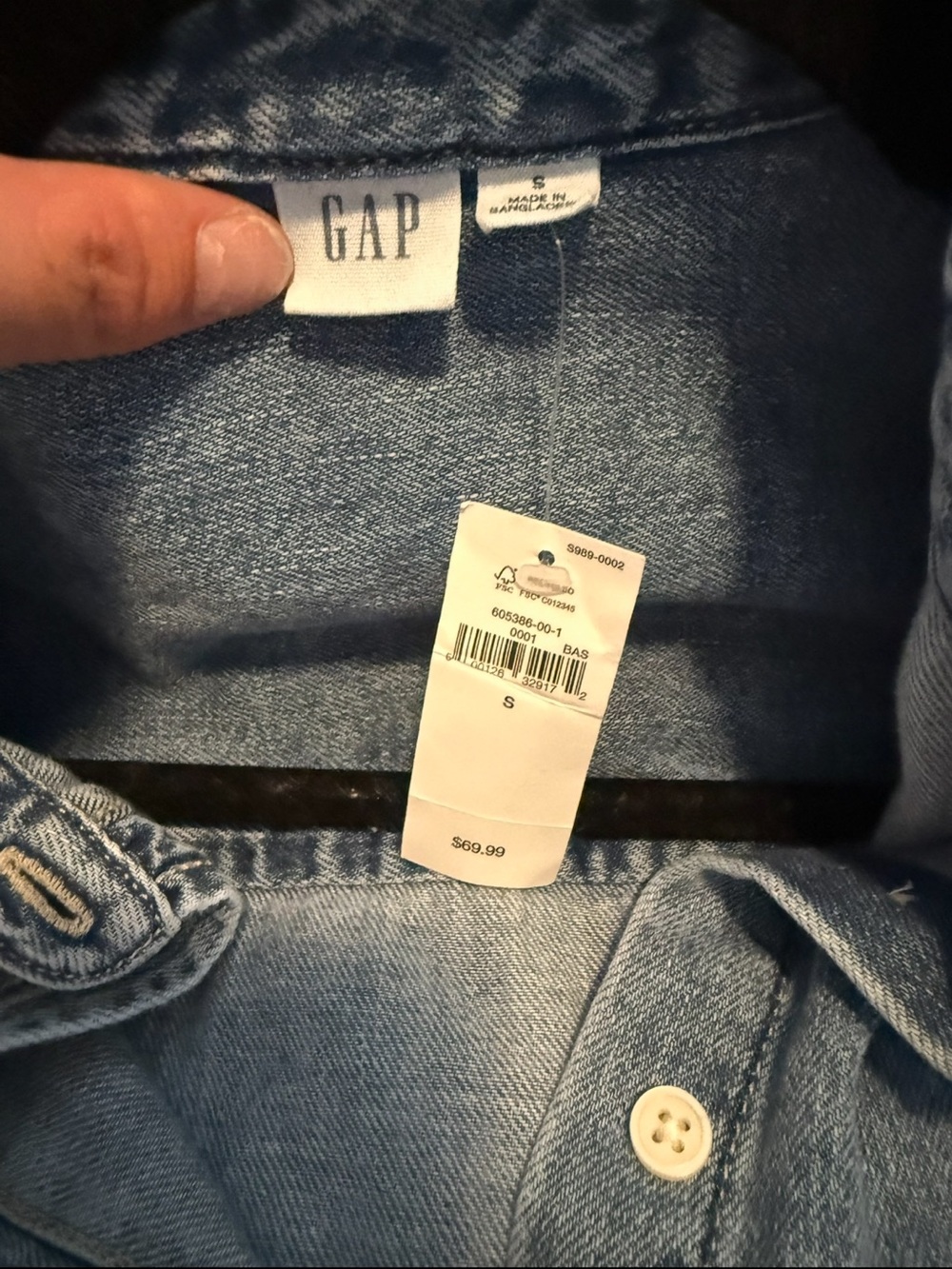 NWT Gap Oversized Denim button down shirt - Picture 3 of 6